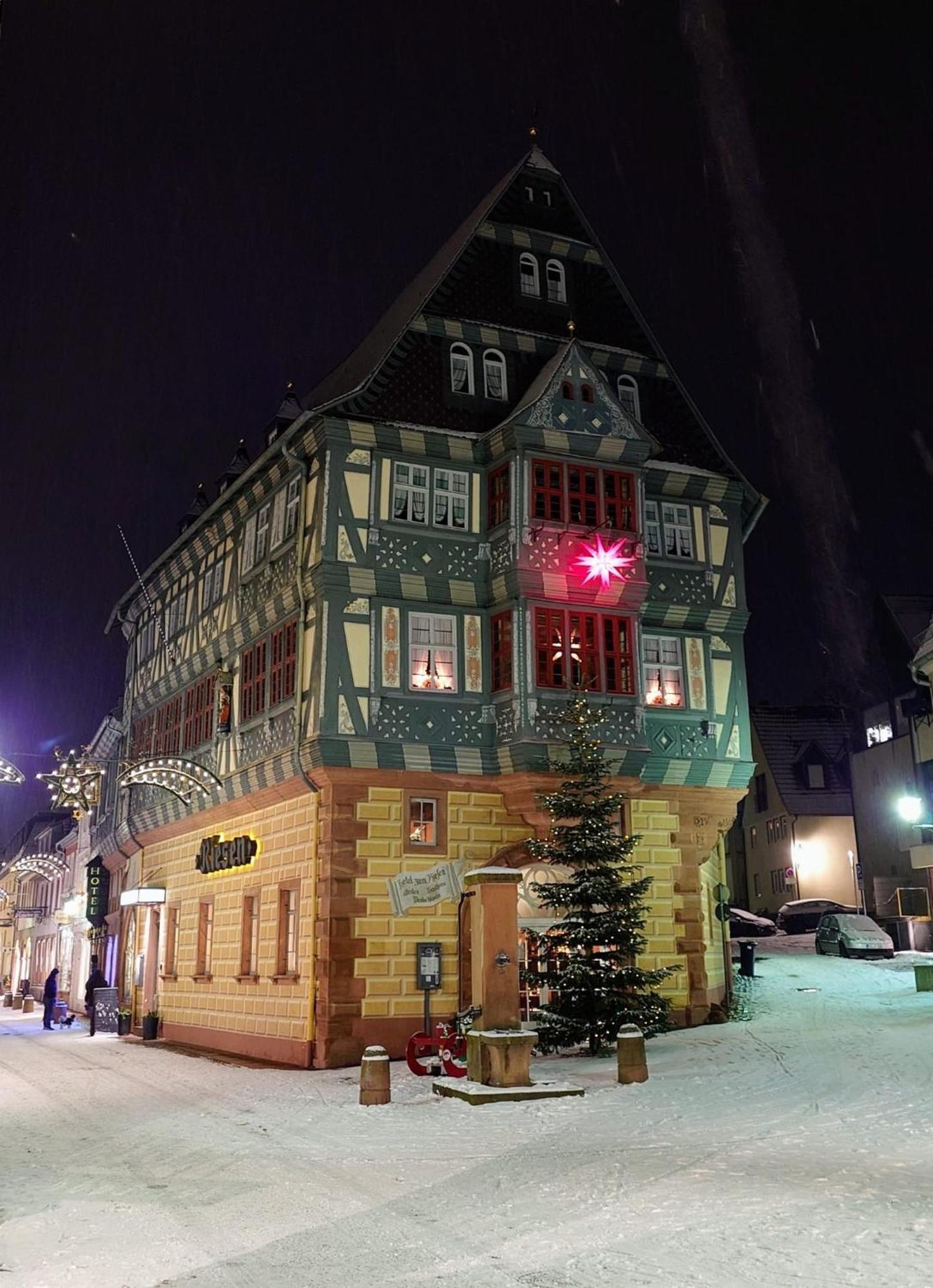 Hotel Zum Riesen - Aelteste Fuerstenherberge Deutschlands Miltenberg Buitenkant foto